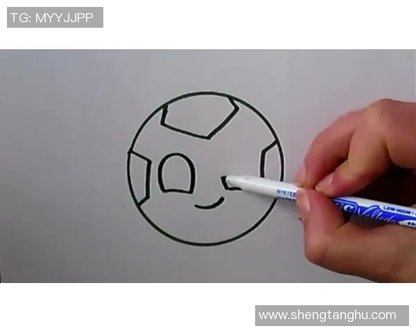 儿童足球简笔画创意展示让孩子们在快乐中学习绘画技巧