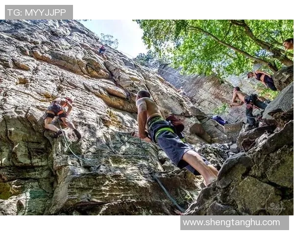 极限运动的魅力与挑战:深入探讨北京极限运动队的战术与训练秘诀 极限运动的魅力与挑战:深入探讨北京极限运动队的战术与训练秘诀