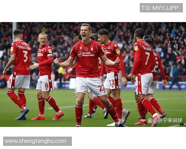 英超足球盛宴揭幕球迷热情高涨期待新赛季精彩对决