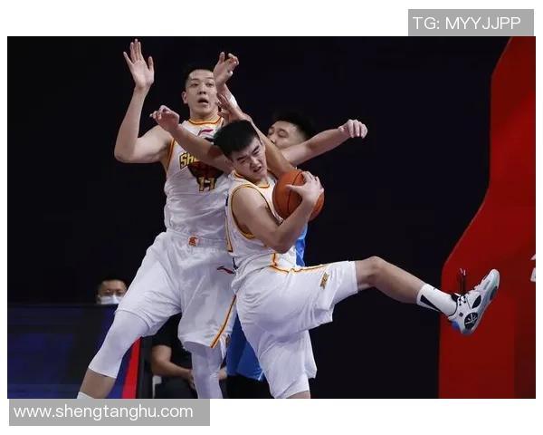 赛后分析：上海篮球队与深圳篮球队实力对比与比赛亮点总结